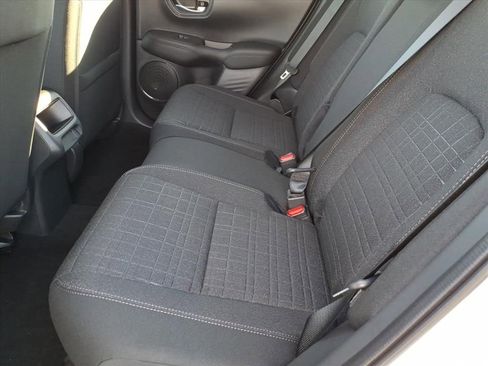 New 2026 Honda HR-V LX image 8