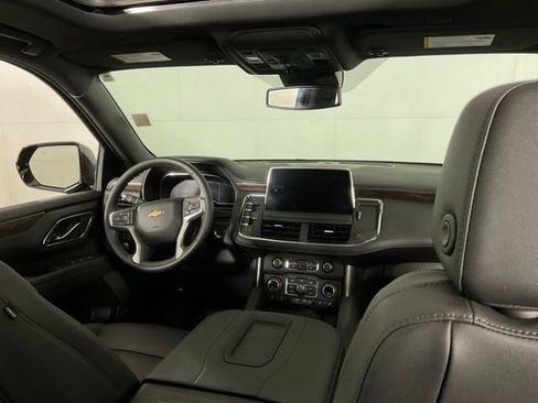 Used 2024 Chevrolet Tahoe LT w/ LT Signature Plus Package image 13