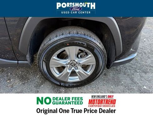 Used 2024 Toyota RAV4 XLE image 27