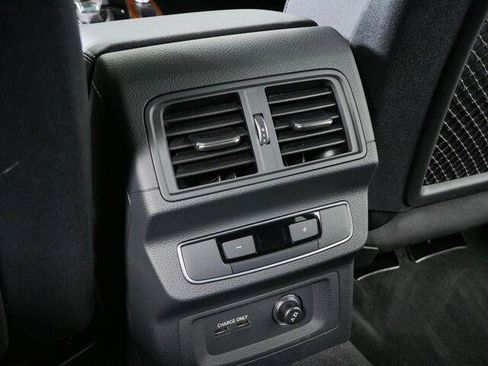 Used 2023 Audi Q5 2.0T Premium Plus w/ Premium Plus Package AWD/4WD image 20