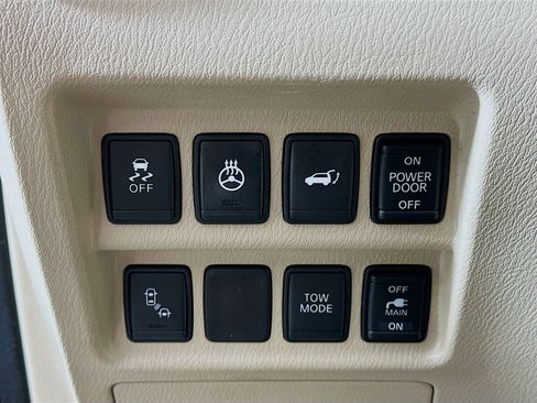 Used 2015 Nissan Pathfinder Platinum w/ Cargo Package AWD/4WD image 17