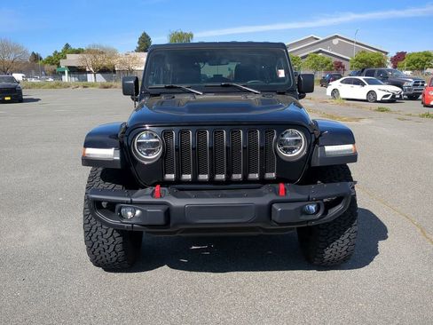 Used 2018 Jeep Wrangler Unlimited Rubicon image 2