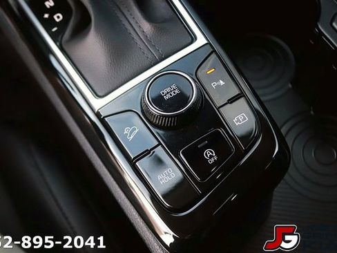 Certified 2025 Kia Sportage SX FWD image 24