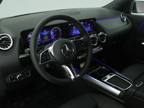 New 2026 Mercedes-Benz GLA 250 4MATIC image 4