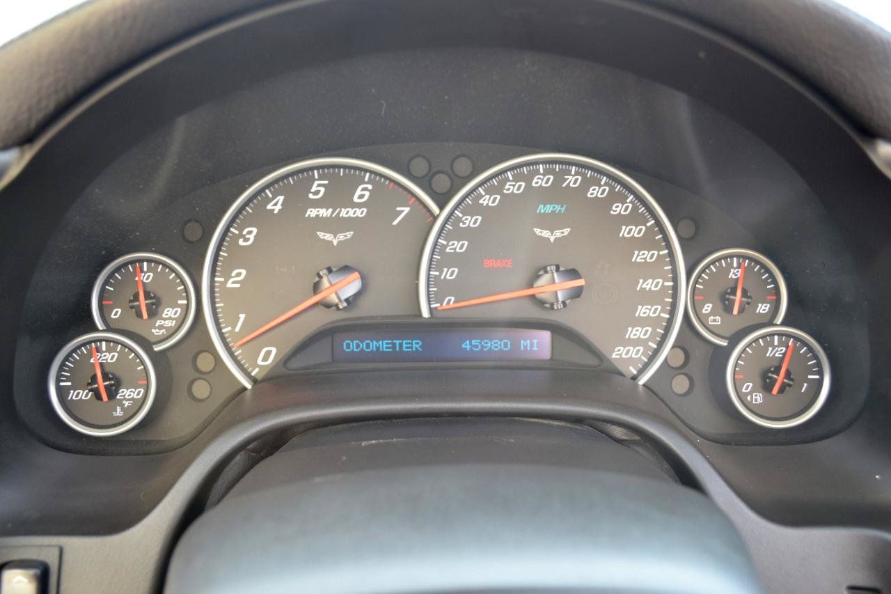 Used 2006 Chevrolet Corvette Convertible w/ Preferred Equipment Group RWD image 14