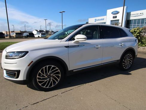 Used 2019 Lincoln Nautilus Reserve w/ Driver Assistance Package AWD/4WD image 18