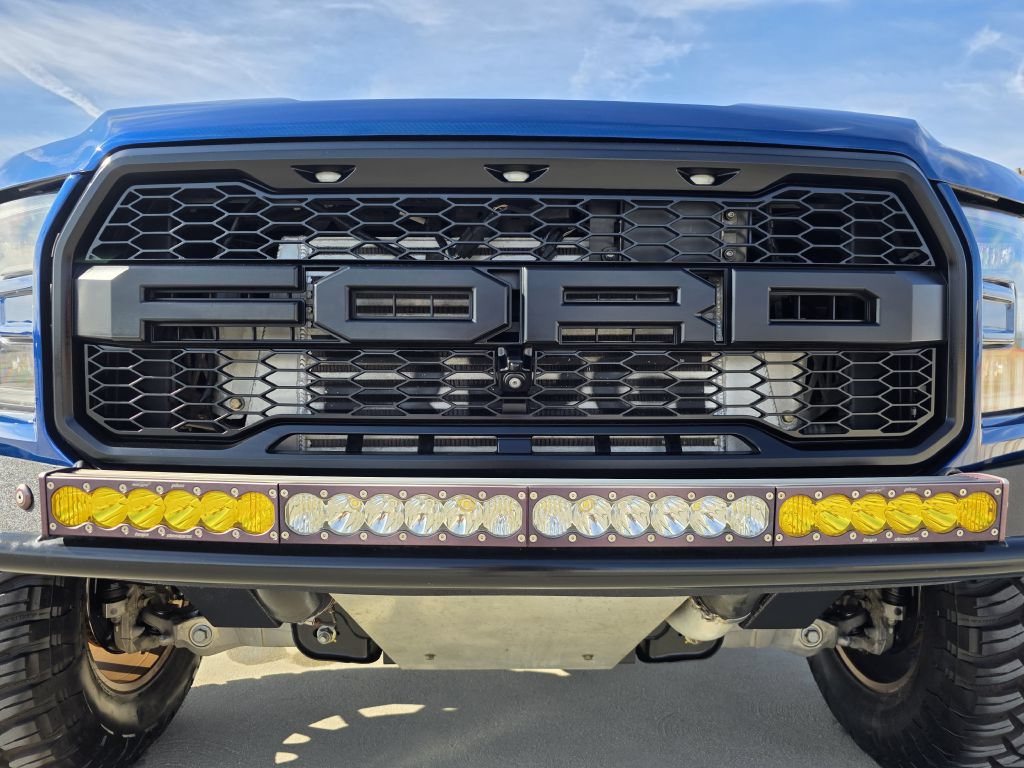 Used 2018 Ford F150 Raptor w/ Equipment Group 802A Luxury AWD/4WD image 15