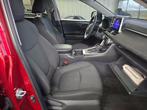 Used 2024 Toyota RAV4 LE image 8