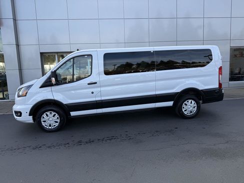 Used 2024 Ford Transit 350 XLT image 2