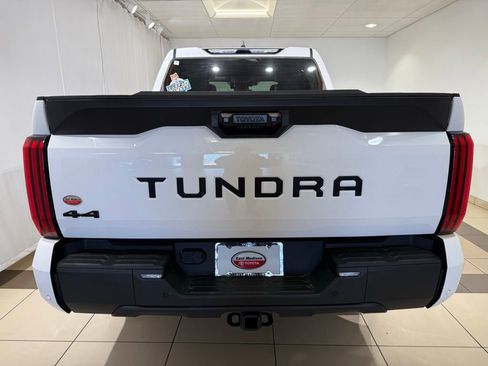 Used 2024 Toyota Tundra SR5 w/ SR5 Convenience Package AWD/4WD image 4