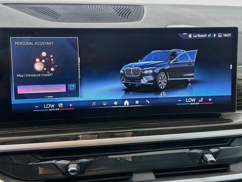 Used 2025 BMW X7 xDrive40i AWD/4WD image 21