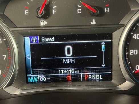 Used 2017 Chevrolet Malibu LT FWD image 17