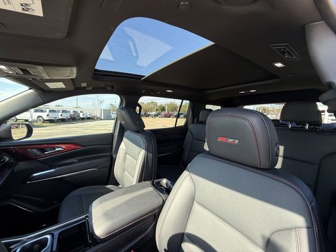 Used 2023 Chevrolet Tahoe Z71 w/ Luxury Package image 26