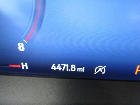 Used 2023 Ford Escape Platinum image 18