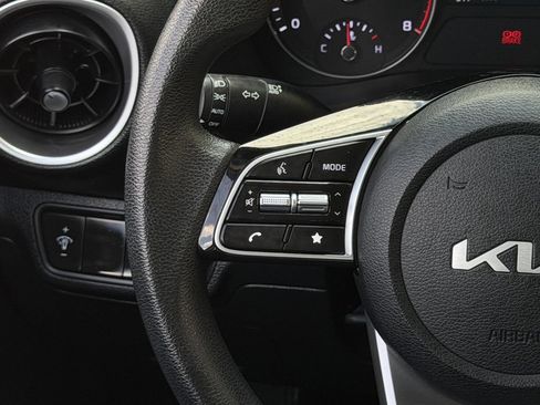Used 2024 Kia Forte LXS FWD image 13