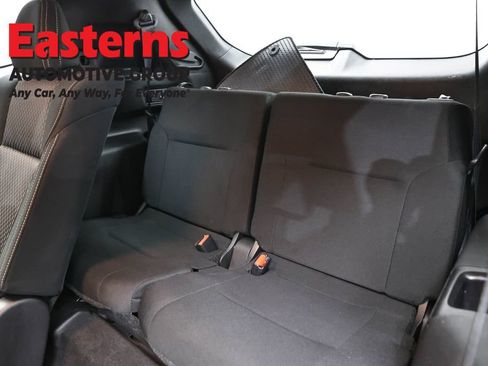 Used 2024 Mitsubishi Outlander ES AWD/4WD image 25