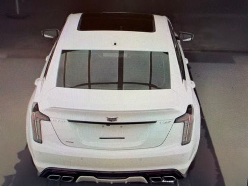 Used 2020 Cadillac CT5 V w/ Platinum Package AWD/4WD image 16
