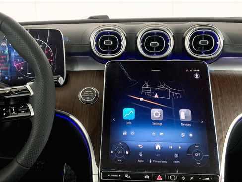 Used 2024 Mercedes-Benz CLE 450 4MATIC Coupe image 9