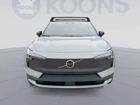 New 2026 Volvo EX30 Cross Country Ultra image 11