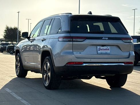 Used 2022 Jeep Grand Cherokee Limited 4xe AWD/4WD image 7