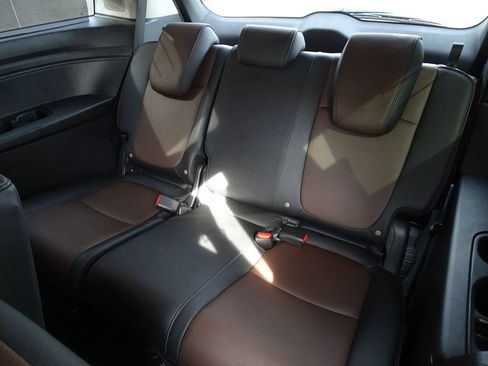 Used 2025 Honda Odyssey Elite image 17