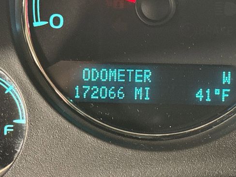 Used 2013 GMC Yukon Denali image 23