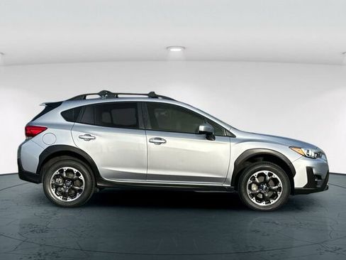 Used 2023 Subaru Crosstrek 2.0i Premium image 7