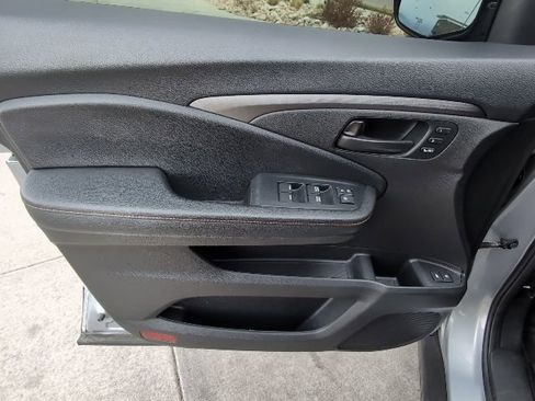 Used 2022 Honda Passport TrailSport image 10