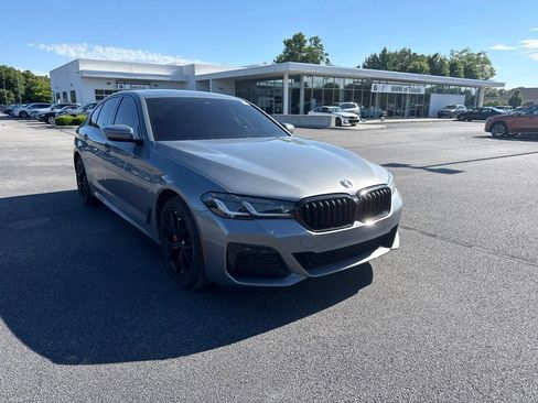 Certified 2023 BMW 530e xDrive w/ Premium Package AWD/4WD image 1