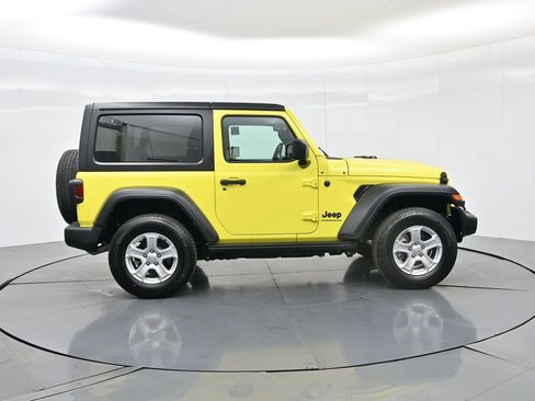 Used 2023 Jeep Wrangler Sport S image 5