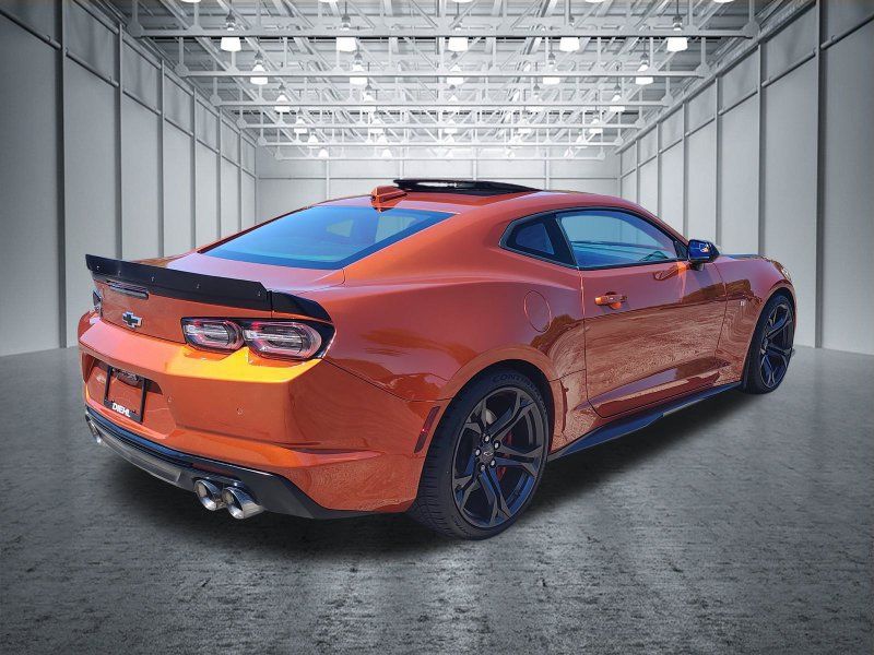 Used 2024 Chevrolet Camaro SS RWD image 10