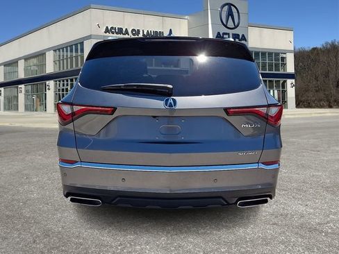 Used 2023 Acura MDX SH-AWD w/ Advance Package image 5