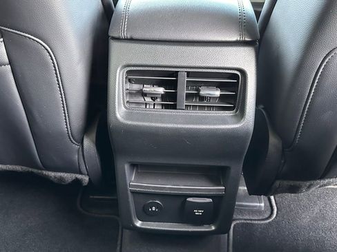 Certified 2024 Ford Edge SEL w/ Convenience Package AWD/4WD image 21