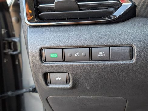 Used 2020 Nissan Sentra S image 28