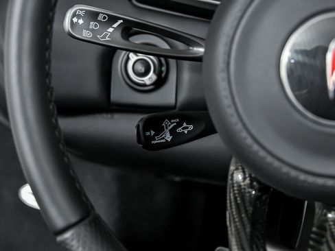 Used 2013 McLaren MP4-12C Spider RWD image 28