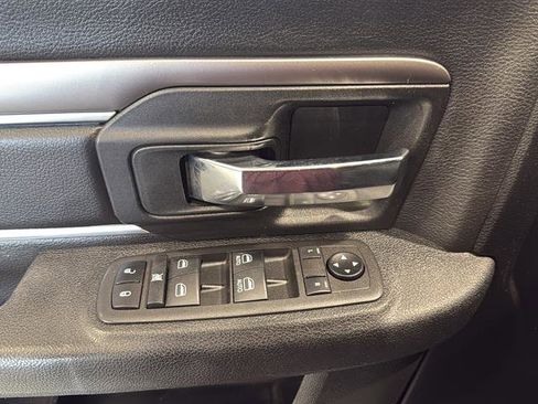 Used 2023 RAM 1500 Classic Warlock AWD/4WD image 35