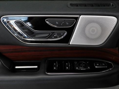 Used 2024 Lincoln Navigator Reserve w/ Equipment Group 201A image 28