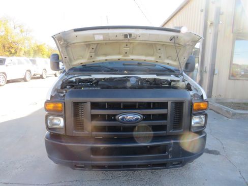 Used 2008 Ford E-250 and Econoline 250 image 30