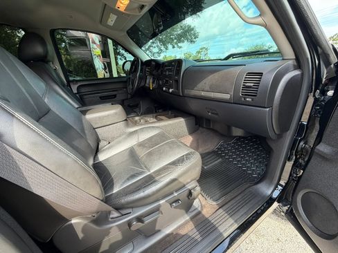 Used 2011 Chevrolet Silverado 1500 LT w/ All-Star Edition AWD/4WD image 10