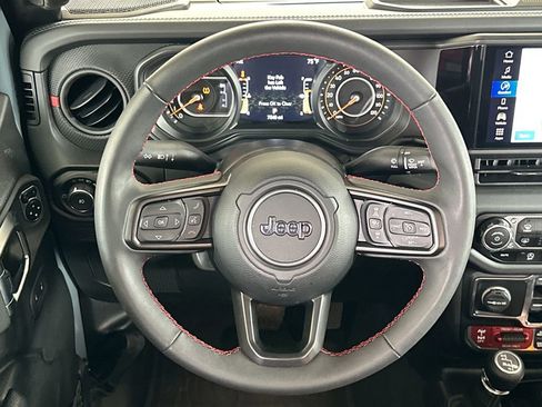 Used 2024 Jeep Wrangler Unlimited Rubicon w/ Safety Group image 17