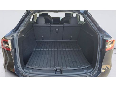 Used 2024 Tesla Model Y Long Range RWD image 22