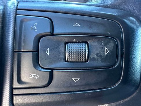 Used 2022 GMC Sierra 1500 Elevation image 15