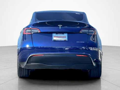 Used 2023 Tesla Model Y Long Range AWD/4WD image 4