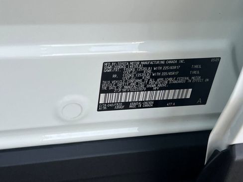 Certified 2025 Toyota RAV4 LE image 31