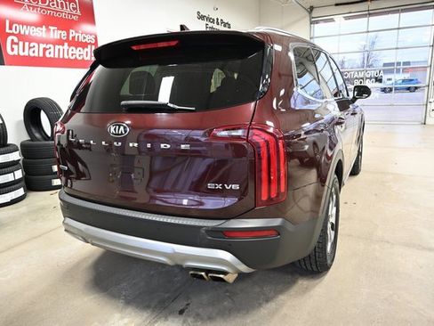 Used 2020 Kia Telluride EX image 6