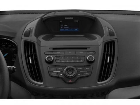 Used 2019 Ford Escape Titanium w/ U9j03 - Titanium Tow Package AWD/4WD image 10