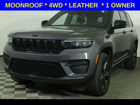 Used 2022 Jeep Grand Cherokee Altitude AWD/4WD image 1