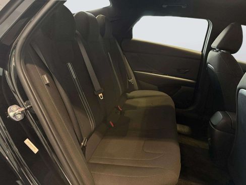 Used 2025 Hyundai Elantra Sport FWD image 29