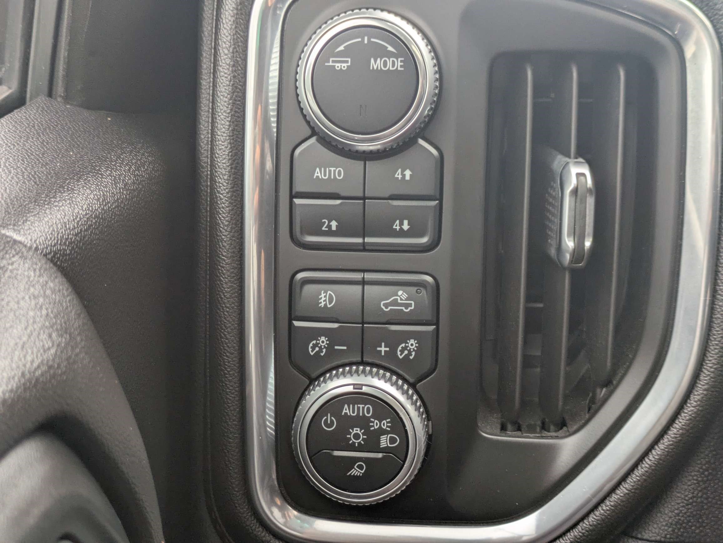 Used 2020 GMC Sierra 1500 AT4 w/ AT4 Premium Package AWD/4WD image 31