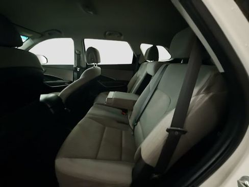 Used 2016 Hyundai Santa Fe SE image 23